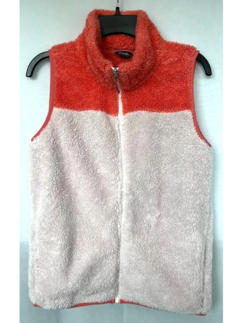 Eddie Bauer Women's Fleece Vest, Size Medium, Zip Up, 2 Pockets